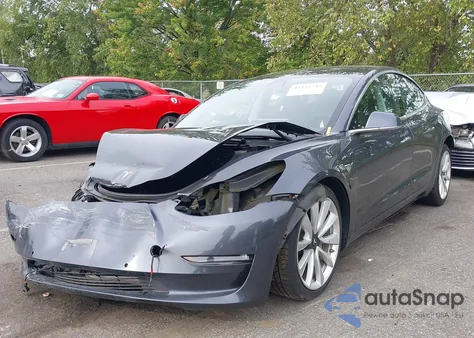2020 Tesla Model 3 Long Range Dual Motor All-Wheel Drive z USA, uszkodzony, nr VIN 5YJ3E1EB1LF619890